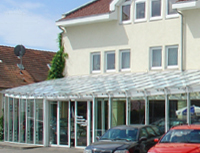 Wintergarten NT mit Rundfassade